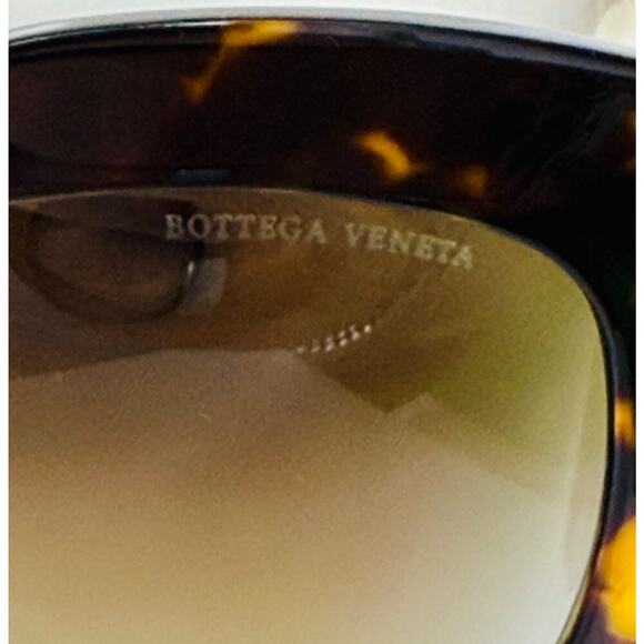 Bottega Intrecciato Sunglasses Oversized Square Tortoise NEW Box - Picture 5 of 7